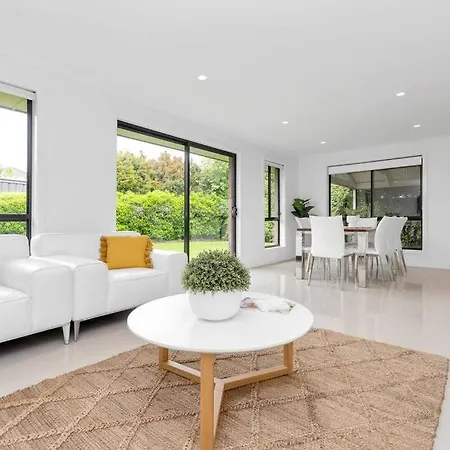 Entire Home In Mount Barker Exterior photo