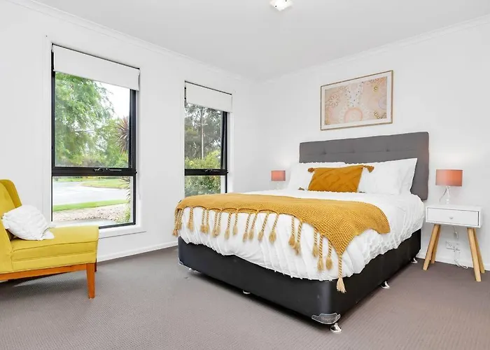 Entire Home In Mount Barker