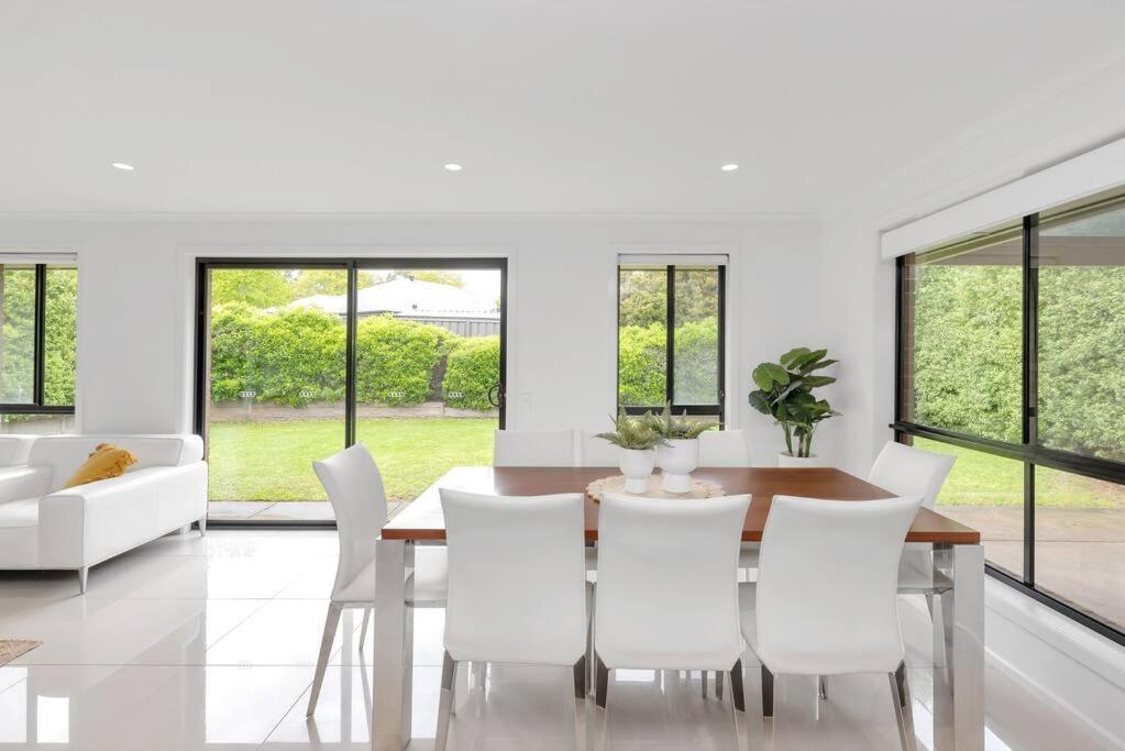 Entire In * Mount Barker